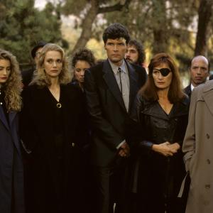 Still of Mädchen Amick, Kyle MacLachlan, Peggy Lipton, Everett McGill and Wendy Robie in Twin Pykso miestelis (1990)