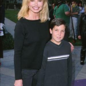 Loni Anderson at event of Snow Day (2000)