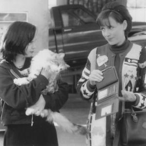 Still of Christina Ricci and Bess Armstrong in That Darn Cat (1997)
