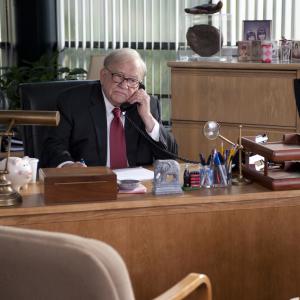 Still of Edward Asner in Too Big to Fail (2011)