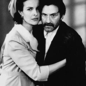Still of Daniel Auteuil and Carole Bouquet in Lucie Aubrac 1997