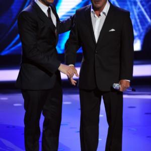 Still of Frankie Avalon and Ryan Seacrest in American Idol: The Search for a Superstar (2002)