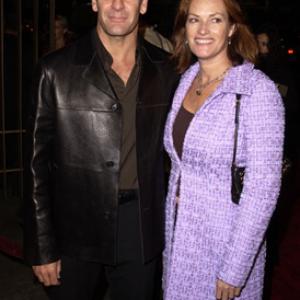 Scott Bakula and Chelsea Field at event of Life as a House 2001
