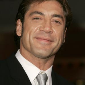 Javier Bardem at event of Mar adentro 2004