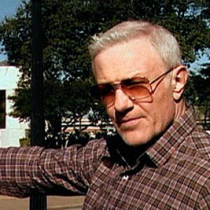 Still of Raymond J. Barry in Interview with the Assassin (2002)