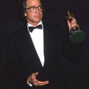 Academy Awards 54th Annual Warren Beatty holding Best Director Oscar for Reds