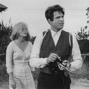Bonnie and Clyde Faye Dunaway and Warren Beatty 1967 Warner Bros
