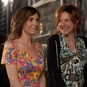 Still of Annette Bening and Kristen Wiig in Girl Most Likely (2012)
