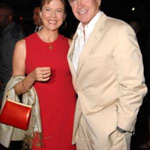 Warren Beatty and Annette Bening at event of The Women 2008