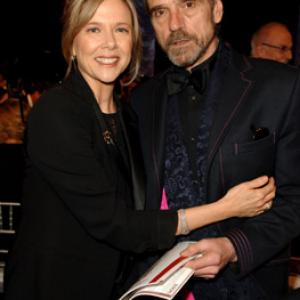Jeremy Irons and Annette Bening at event of 13th Annual Screen Actors Guild Awards 2007