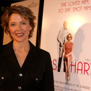 Annette Bening at event of Mrs Harris 2005
