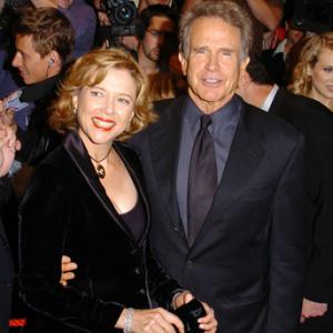 Warren Beatty and Annette Bening at event of Being Julia 2004