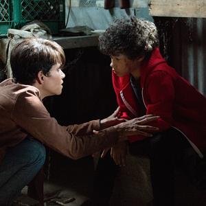 Still of Halle Berry and Goran Visnjic in Extant 2014