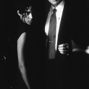 Still of Warren Beatty and Halle Berry in Bulworth 1998