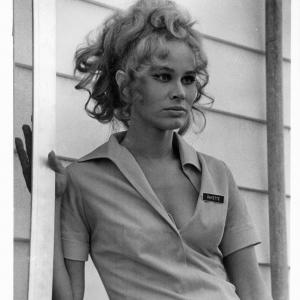 Karen Black at event of Five Easy Pieces (1970)