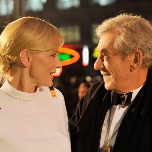 Cate Blanchett and Ian McKellen at event of Hobitas: nelaukta kelione (2012)