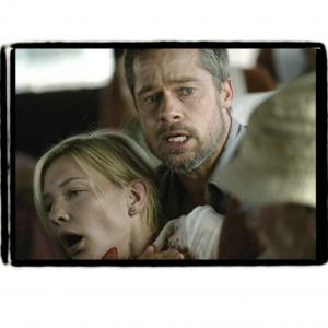 Still of Brad Pitt and Cate Blanchett in Babelis (2006)