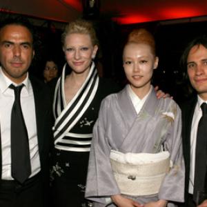 Cate Blanchett, Gael García Bernal, Alejandro González Iñárritu and Rinko Kikuchi at event of Babelis (2006)