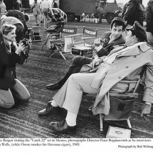 Catch 22 Candice Bergen Director Peter Bogdanovich Orson Welles in Guymas Mexico 1969