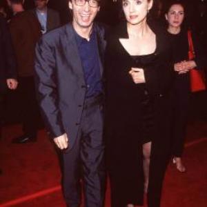 Roberto Benigni and Nicoletta Braschi at event of Gyvenimas yra grazus 1997