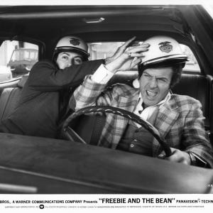 Still of Alan Arkin and James Caan in Freebie and the Bean 1974