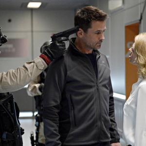 Still of Billy Campbell and Jeri Ryan in Helix 2014