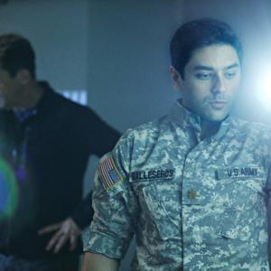 Still of Billy Campbell and Mark Ghanim in Helix 2014
