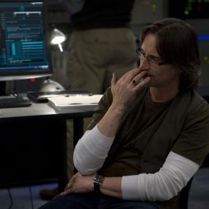 Still of Robert Carlyle in SGU Stargate Universe 2009