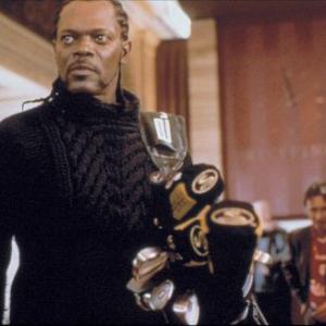 Still of Samuel L Jackson and Robert Carlyle in The 51st State 2001