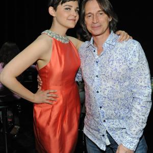 Robert Carlyle and Ginnifer Goodwin at event of Once Upon a Time 2011