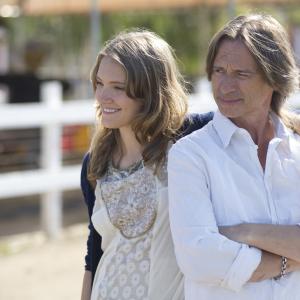 Still of Robert Carlyle and Alexia Rasmussen in California Solo (2012)