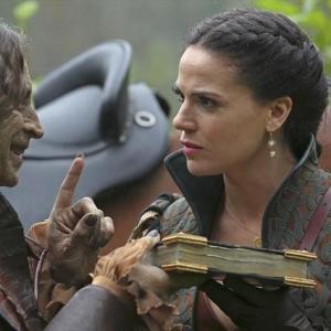 Still of Robert Carlyle and Lana Parrilla in Once Upon a Time 2011