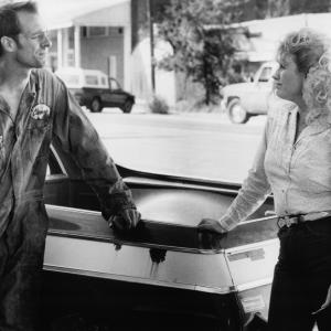 Still of Keith Carradine and Tess Harper in Daddy's Dyin'... Who's Got the Will? (1990)