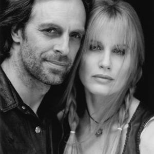 Still of Daryl Hannah and Keith Carradine in The Tie That Binds 1995