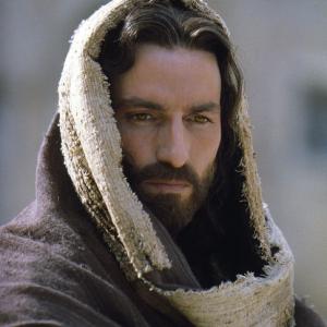 Still of Jim Caviezel in The Passion of the Christ 2004