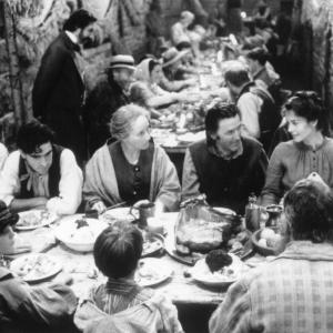 Still of Ben Chaplin, Embeth Davidtz, Tom Bell, Gemma Jones and James Purefoy in Feast of July (1995)