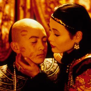 Still of Joan Chen and Tao Wu in Paskutinis imperatorius (1987)
