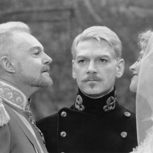 Still of Kenneth Branagh Julie Christie and Derek Jacobi in Hamlet 1996