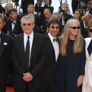 Atom Egoyan Bille August Jane Campion Michael Cimino and Claude Lelouch at event of Chacun son cineacutema ou Ce petit coup au coeur quand la lumiegravere seacuteteint et que le film commence 2007