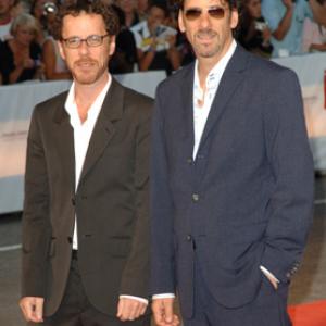 Ethan Coen and Joel Coen at event of Romance & Cigarettes (2005)