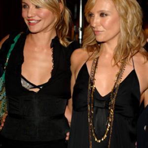 Cameron Diaz and Toni Collette at event of As  ne blogesne 2005