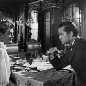 Still of Anne Baxter and Joseph Cotten in The Magnificent Ambersons (1942)