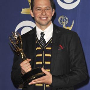 Jon Cryer at event of The 61st Primetime Emmy Awards 2009