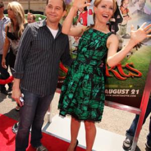 Jon Cryer and Leslie Mann at event of Shorts 2009