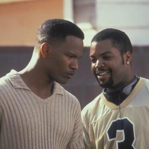 Still of Ice Cube and Jamie Foxx in The Players Club 1998