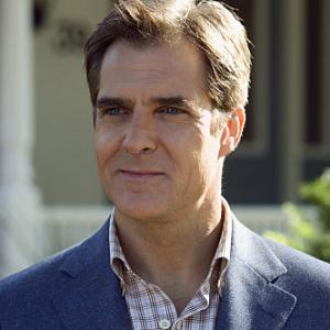 Still of Henry Czerny in The Russell Girl 2008