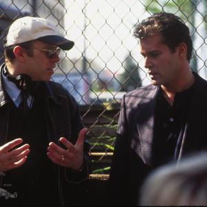 Still of Ray Liotta and John Dahl in Unforgettable 1996