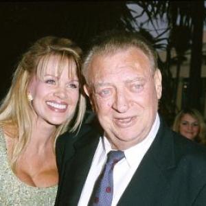 Rodney Dangerfield at event of My 5 Wives 2000