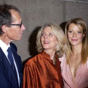 Gwyneth Paltrow Blythe Danner and Bruce Paltrow at event of The Royal Tenenbaums 2001