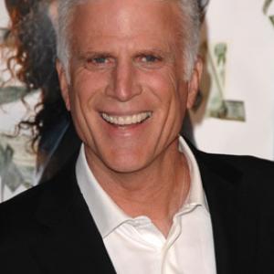 Ted Danson at event of Mad Money (2008)